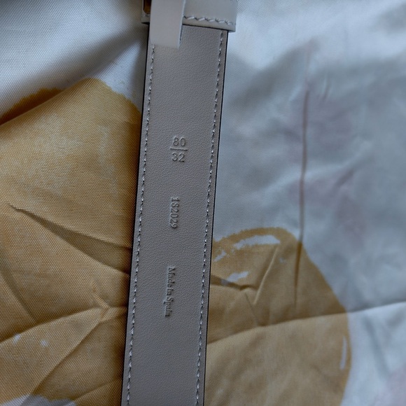 Loewe Gold Logo White Belt - Picture 4 of 6